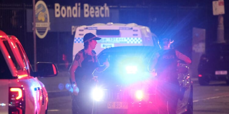 Bondi Beach shooting: Rabbi issues stark warning to British Jews in wake of Sydney shooting