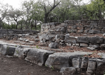 Archaeology breakthrough as mysterious cube-shaped skull unearthed in Mexico sparks debate over human origins