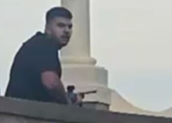 The 3 vital rules Brit tourists must follow in Bond Beach-style attack | UK | News