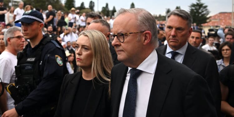 Australian PM Anthony Albanese BOOED while attending vigil