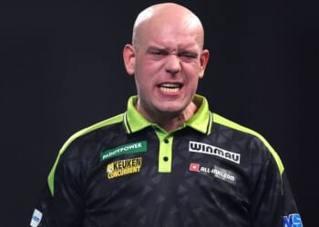 Michael van Gerwen tells darts star to retire after 'playing c**p' in brutal World Championship interview