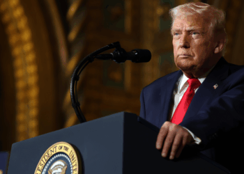 Donald Trump bombs Isis as US targets 'terrorist scum for slaughtering innocent Christians'