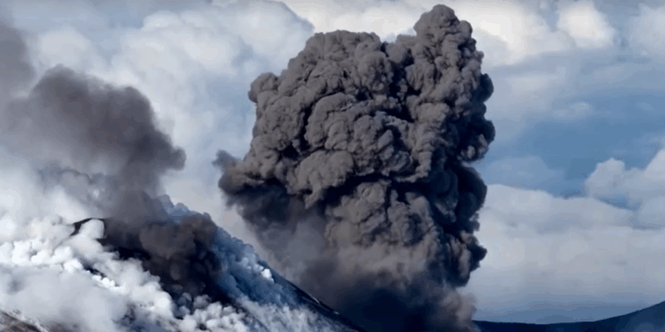 Italy: Astounding moment snow-capped Mount Etna spews molten lava while plumes of black ash engulf Sicily