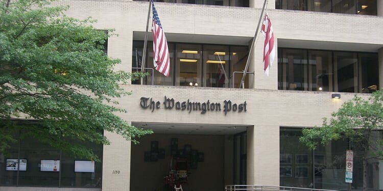WaPo slammed for article on Trump admin.'s Christmas posts