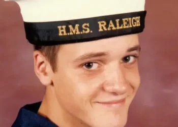Hampshire Police ends 39-year investigation into disappearance of Royal Navy sailor