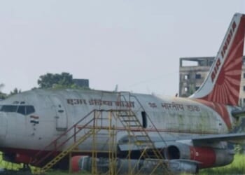 Airline company faces £82k parking fee for plane that 'vanished' 13 years ago | World | News