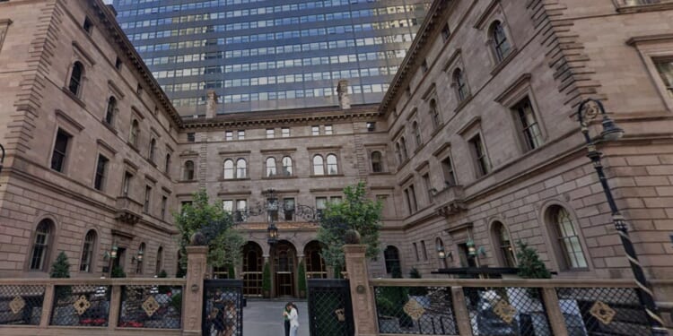 Archdiocese of New York agrees to sell land under historic hotel