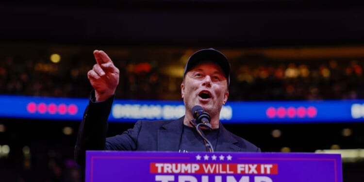 Back In The Game? Musk Reemerges As Major GOP Donor, Reportedly Cuts ‘Big Checks’ Ahead Of Midterms