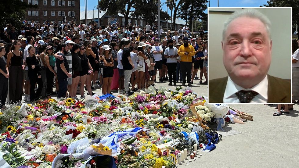 Bondi Beach, Gary Mond