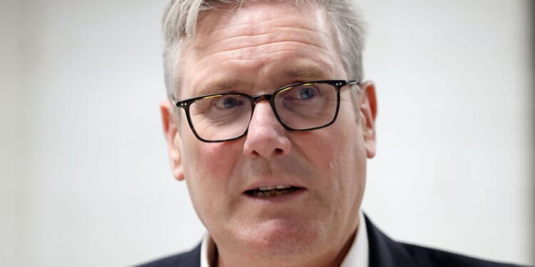 Brexit fears as Keir Starmer refuses to rule out rejoining EU five times | Politics | News