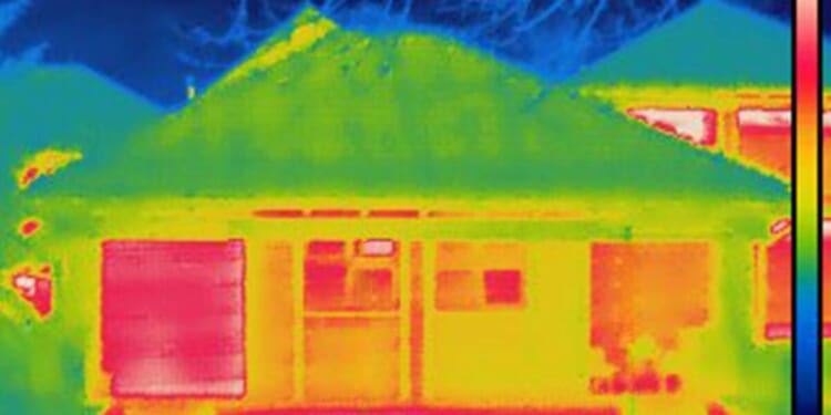 Brits could save on energy bills by 'pinpointing heat leaks' | UK | News