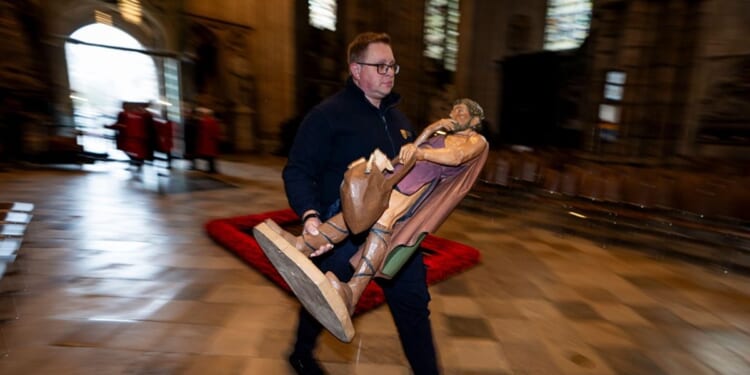 Church of England offers online Christmas service for shift workers