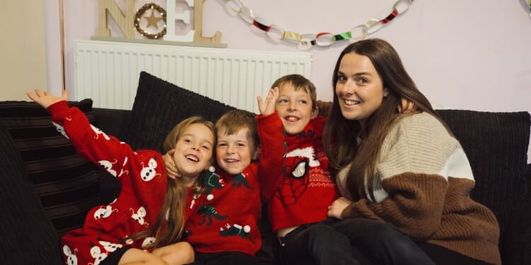 Churches are ‘crucial’ supporters of families in debt and poverty, CAP survey finds