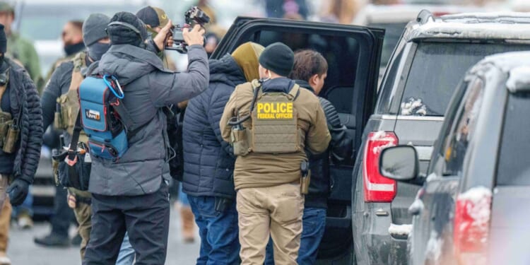 DHS's 'Worst of the Worst' database includes mostly nonviolent offenders