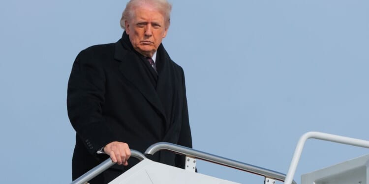 Donald Trump's ex-aide exposes 'health cover up' in White House - 'He was very sick' | World | News