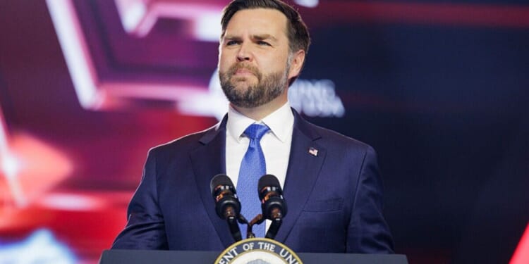 Donald Trump's right hand man warns UK could be 'security risk' | UK | News