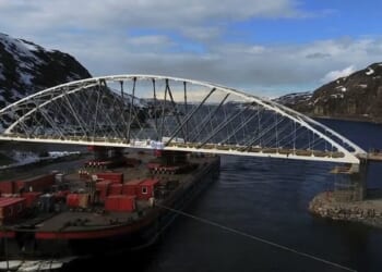 European country ready to blow up £64m bridge connecting it to Putin's Russia | World | News