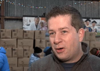 GB News joins kind-hearted Samaritans telling of children's joy at Christmastime