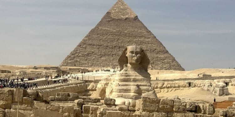Giza pyramids 'tip of iceberg', above megastructures scientists claim | History | News