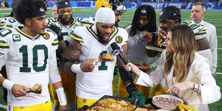 How Dare Erin Andrews Be Upset She Misses The Holidays? She’s Rich!