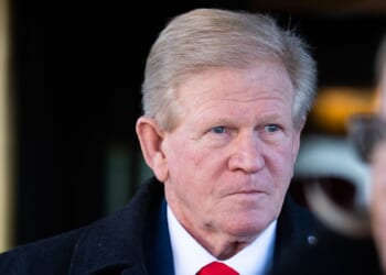 Illinois Reps Outraged Over ICE-Arrested Cop Back on Duty