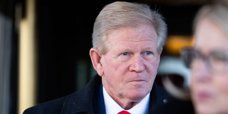 Illinois Reps Outraged Over ICE-Arrested Cop Back on Duty