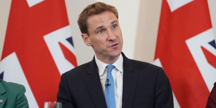 'It's ridiculous!' - Chris Philp utterly destroys Labour's migrant plan | Politics | News