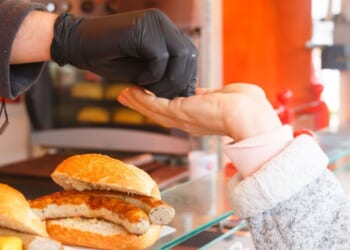 Junk food outlets explode as high streets become ‘Obesity Traps' | UK | News