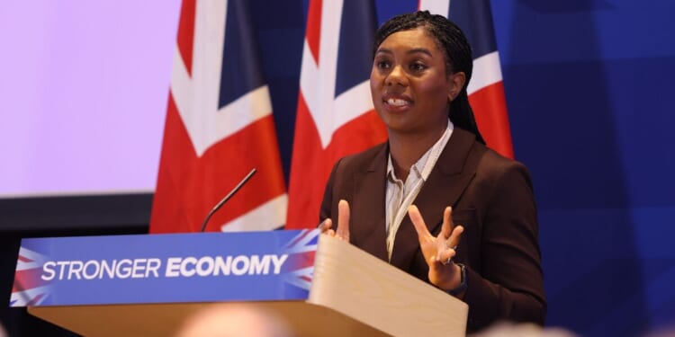 Kemi Badenoch brands Britain's bloated benefit bill 'economic suicide' | Politics | News
