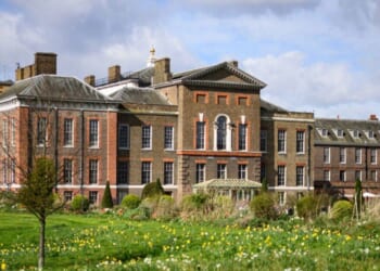 Killer who knifed Kensington Palace worker to death jailed for 27 years | Royal | News