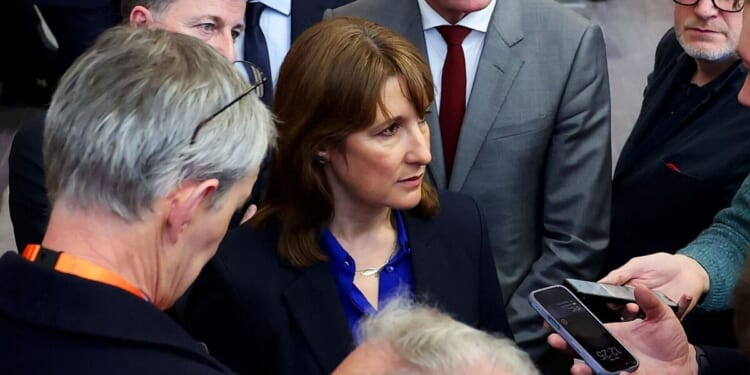 Labour slammed as another top Brit billionaire flees UK over 'Red Tape Rachel' | Politics | News