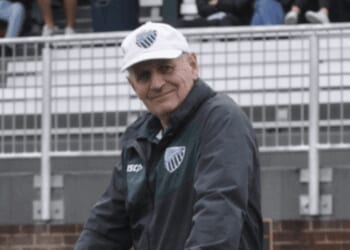 'Legend' retired police officer named as Bondi victim | World | News