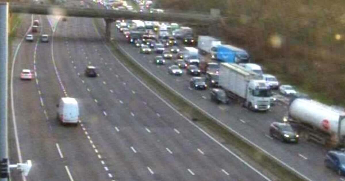 M1 traffic LIVE: Pile-up on major motorway sparks 2 miles of chaos | UK | News