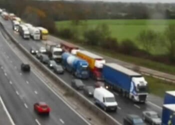 M11 traffic LIVE: Huge crash sparks long delays near major UK airport | UK | News