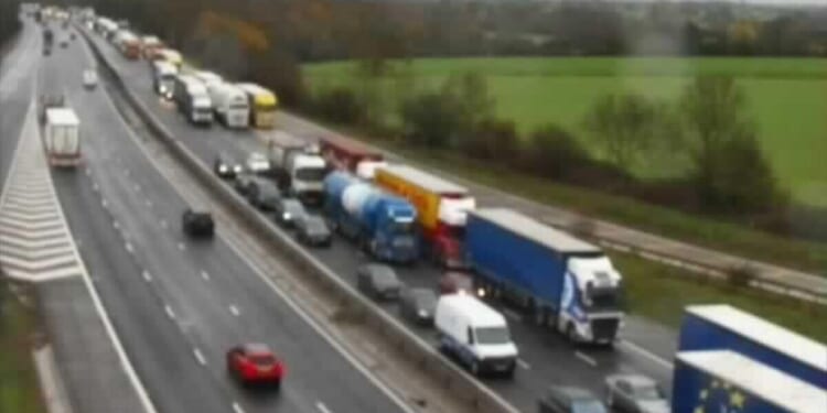 M11 traffic LIVE: Huge crash sparks long delays near major UK airport | UK | News