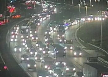 M25 traffic LIVE: Pile-up crash sparks 90-minute delays | UK | News