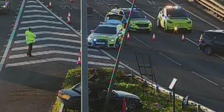 M5 traffic LIVE: Boxing Day chaos as crash sparks road closure and huge delays | UK | News