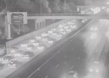 M6 and M62 traffic RECAP: Multi-vehicle crash sparks 90 minute delays as lanes closed | UK | News