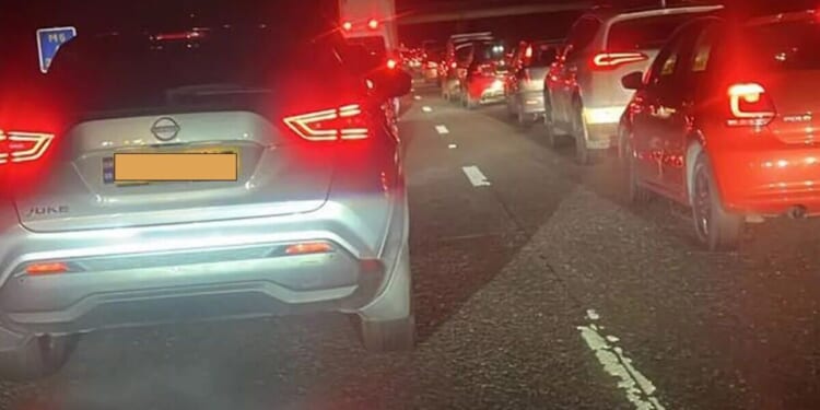 M6 traffic LIVE: 'Overturned vehicle' sparks huge delays | UK | News