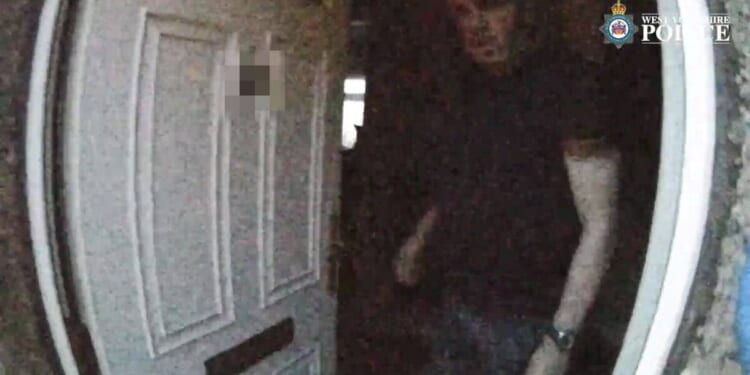 Man killed his 77-year-old neighbour over a dirty paint brush | UK | News