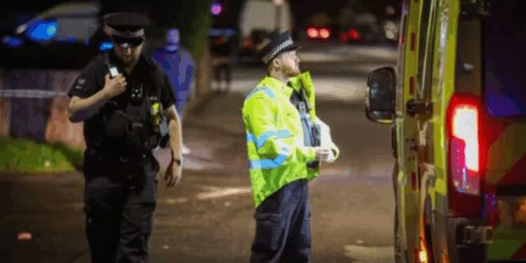 Manchester incident LIVE: Armed officers swoop in | UK | News