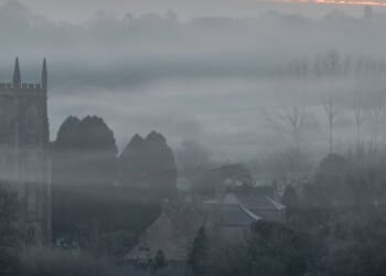 Met Office issues 'danger to life' warnings for fog and rain in matter of hours | Weather | News
