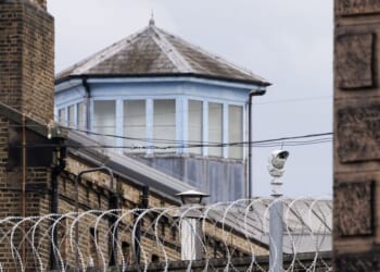 Migration chaos exposed as foreign criminals not deported in record blow | UK | News