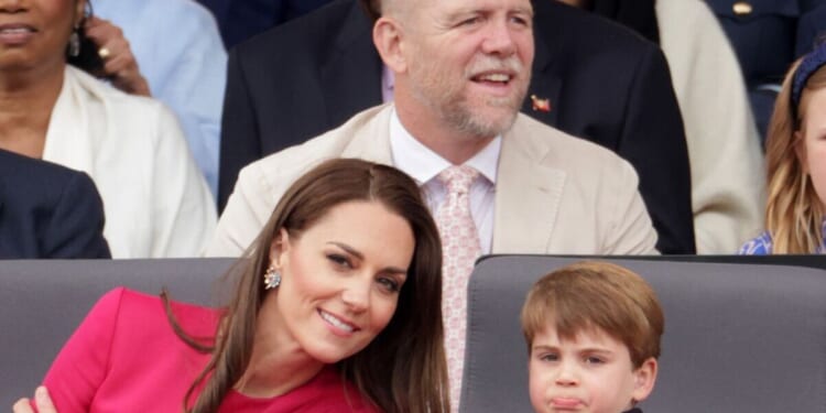 Mike Tindall’s explanation for why Prince Louis doesn’t join royals for Christmas lunch | Royal | News