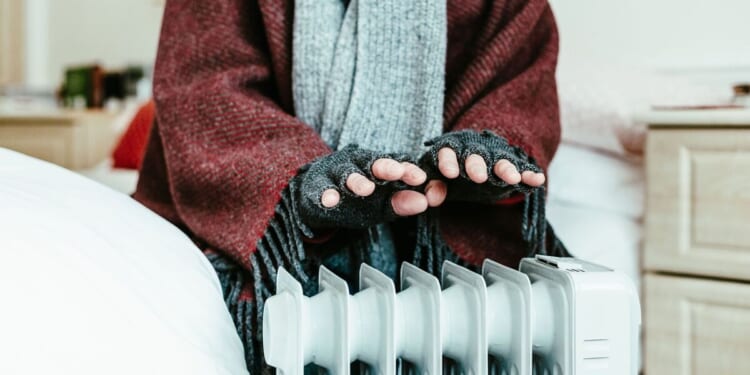 Millions of people across the UK 'living in cold, damp homes' | Politics | News