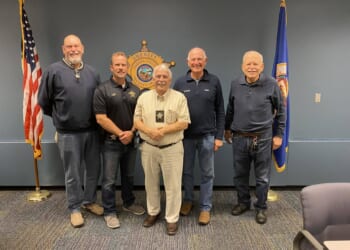 Minn. pastor, chaplain dies after helping motorist stuck in snow