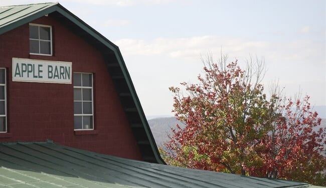 New Poll Says Local Officials See Political Polarization, Too