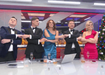 New Year 2026: Watch moment GB News stars belt out Auld Lang Syne