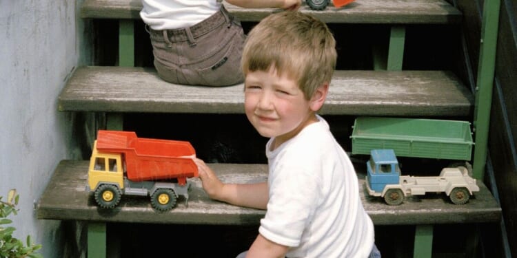 Only 70s children can identify these 5 must-have toys from the decade | UK | News