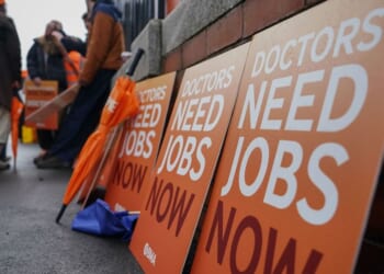 POLL: Do junior doctors deserve a 26% pay rise this year? | Politics | News